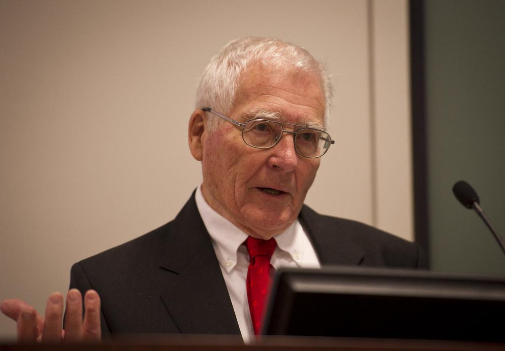 Unveiling the Contributions of James Lovelock to Science